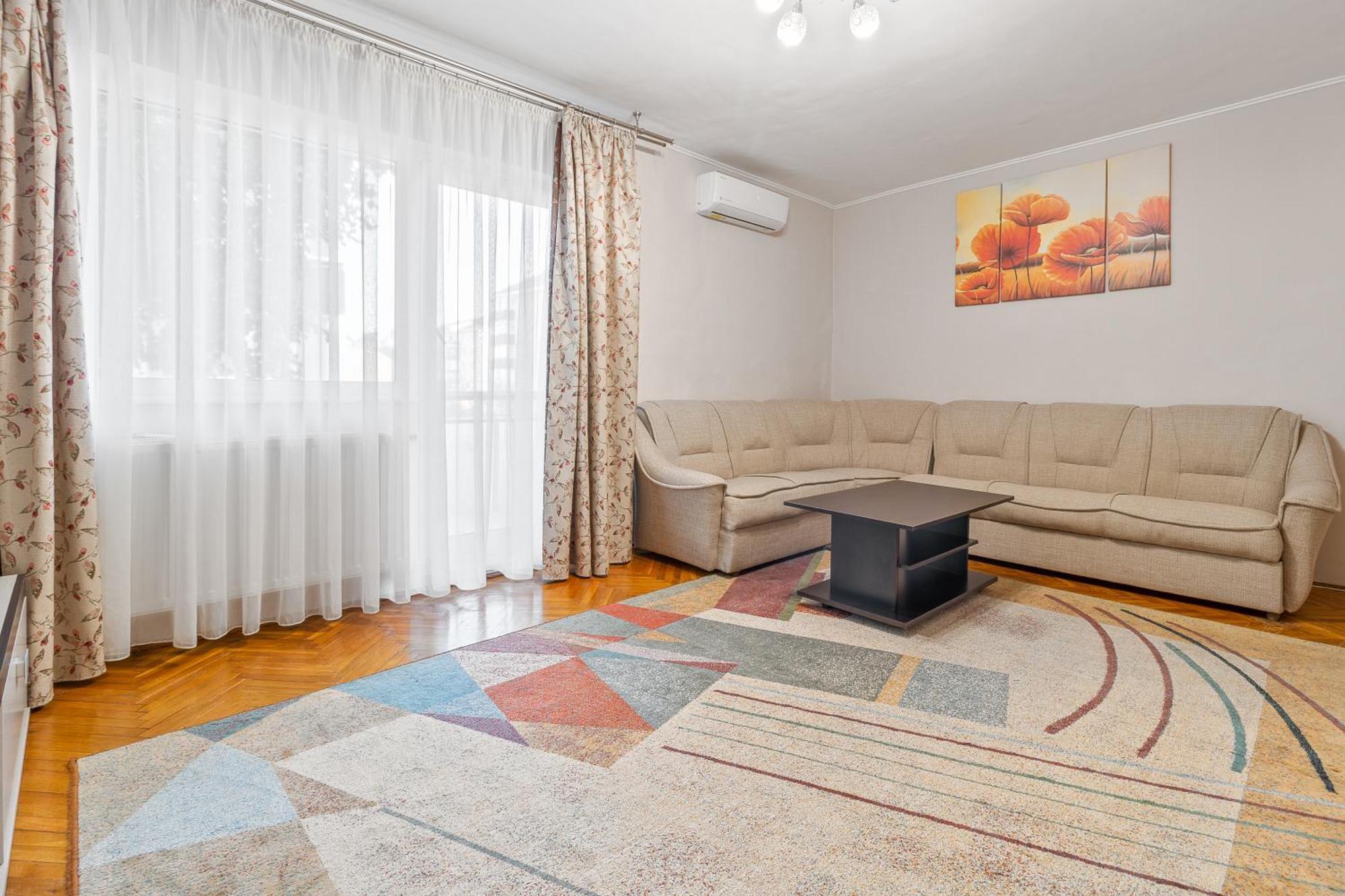 Apartament Helena Oradea Exteriör bild