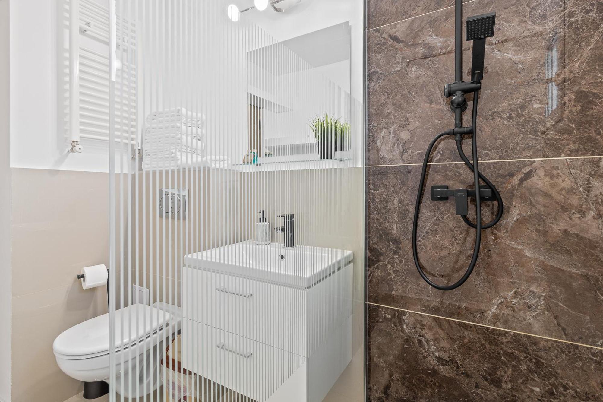 Apartament Helena Oradea Exteriör bild
