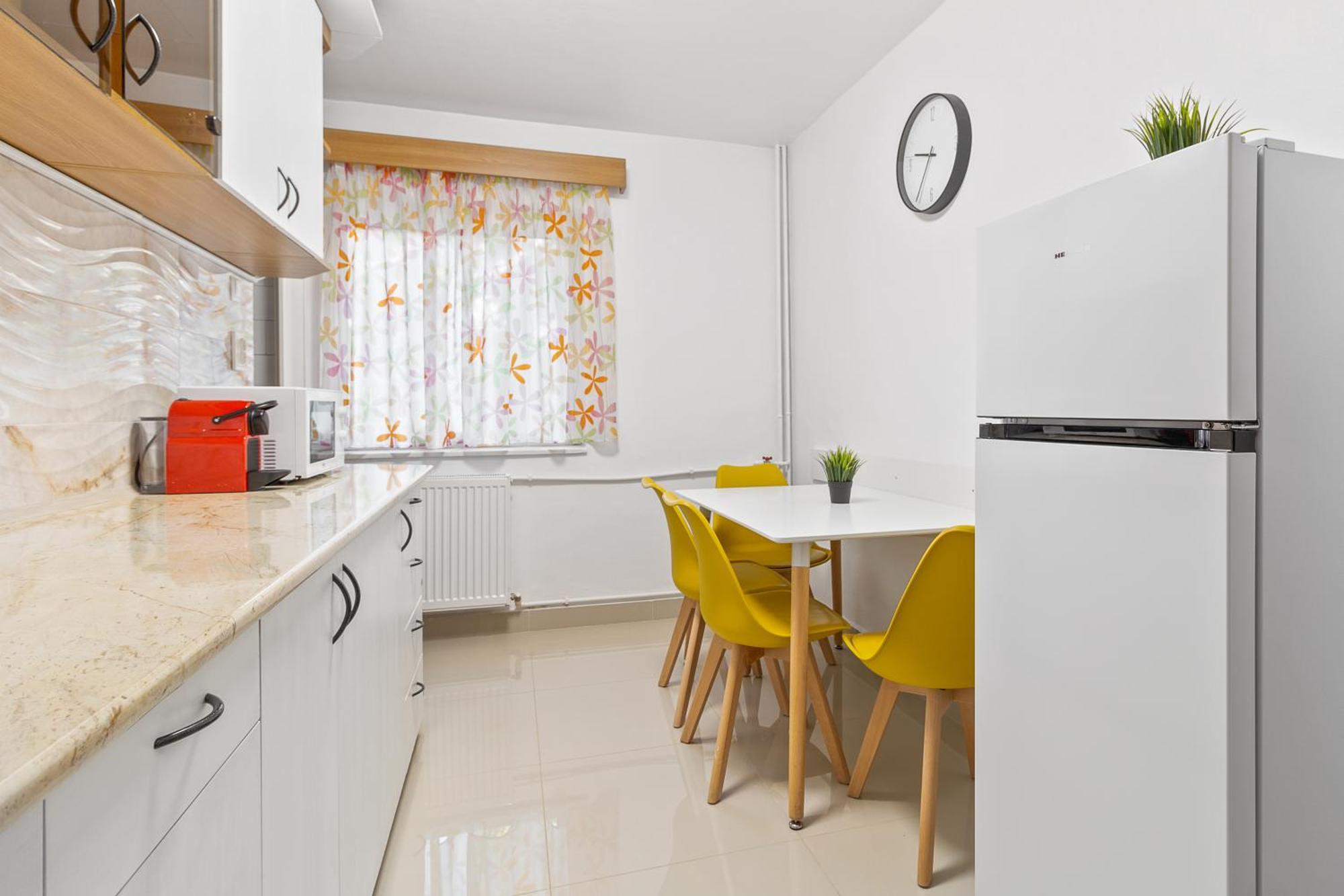 Apartament Helena Oradea Exteriör bild